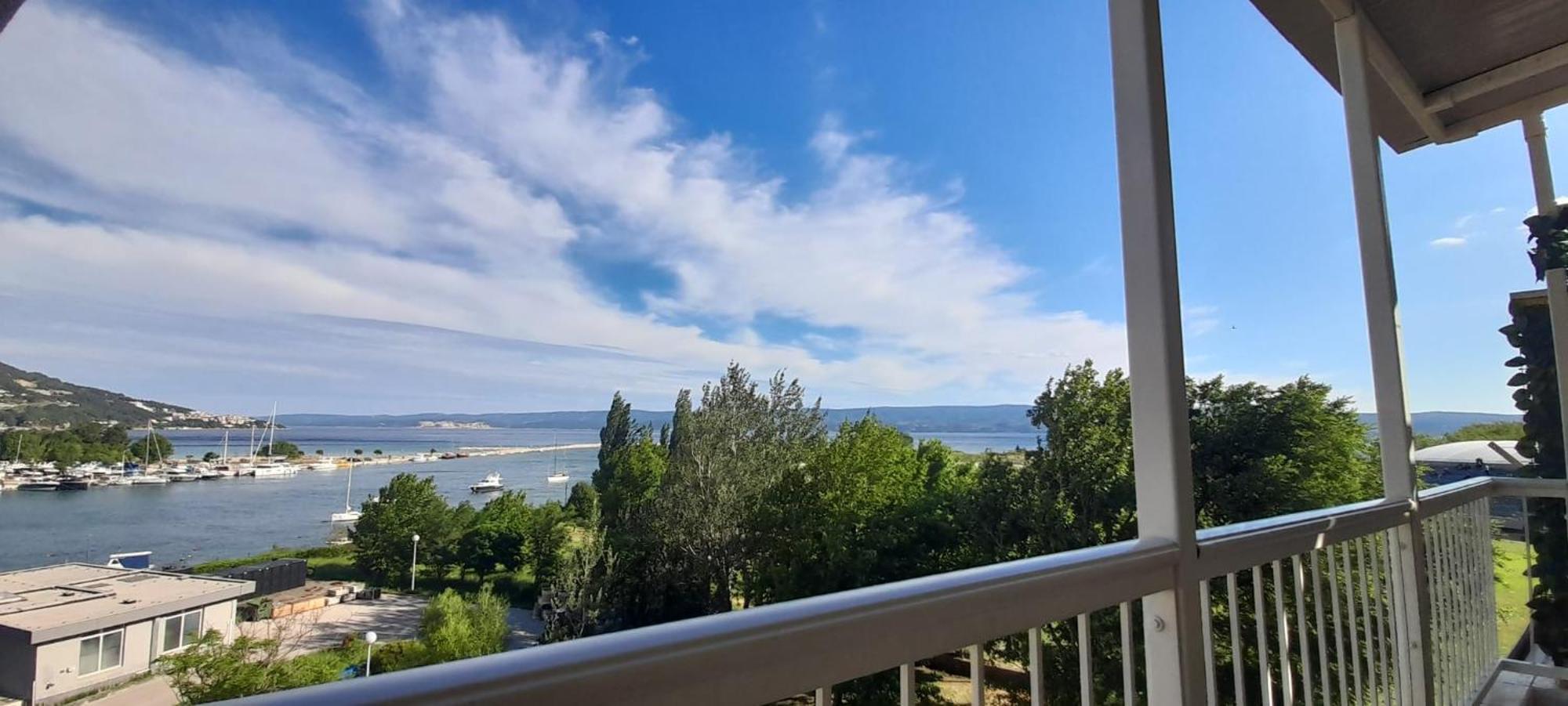 Apartment Sea View Mouth Cetina Omiš Exterior foto