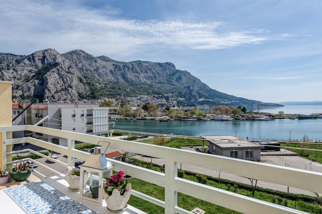 Apartment Sea View Mouth Cetina Omiš Exterior foto