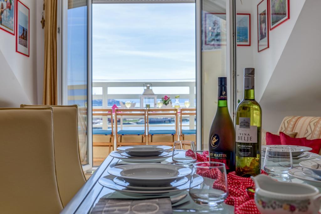 Apartment Sea View Mouth Cetina Omiš Exterior foto